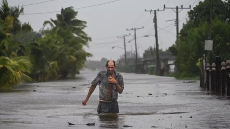 Hurricane’s ‘Unsurvivable’ Threat: Experts Issue Catastrophic Impact Warning for the US